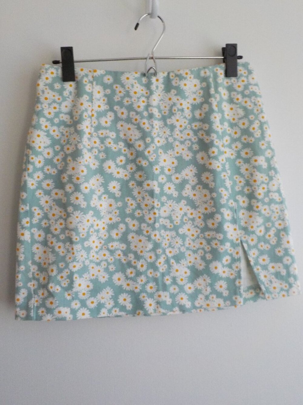 Wild Fable Skirt - Small - Cotton Daisy Flower Green Mini (870)
